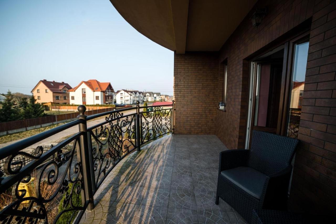 Villa Novum Леба Екстериор снимка