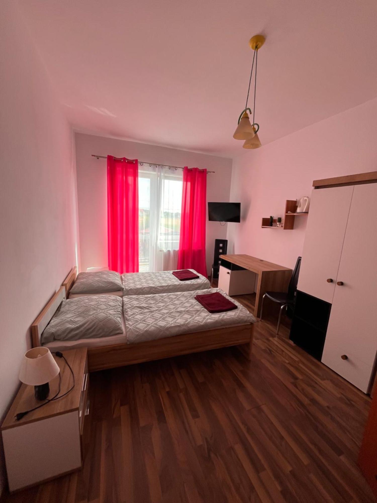 Villa Novum Леба Екстериор снимка